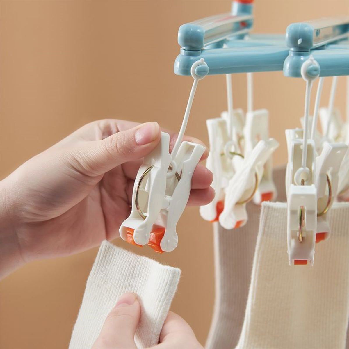 14 Clip Folding Drying Rack in Three Colours | StorageOZ