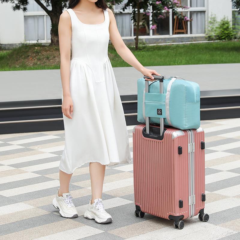 Weekend Boarding Bag with Trolley Sleeve | StorageOZ