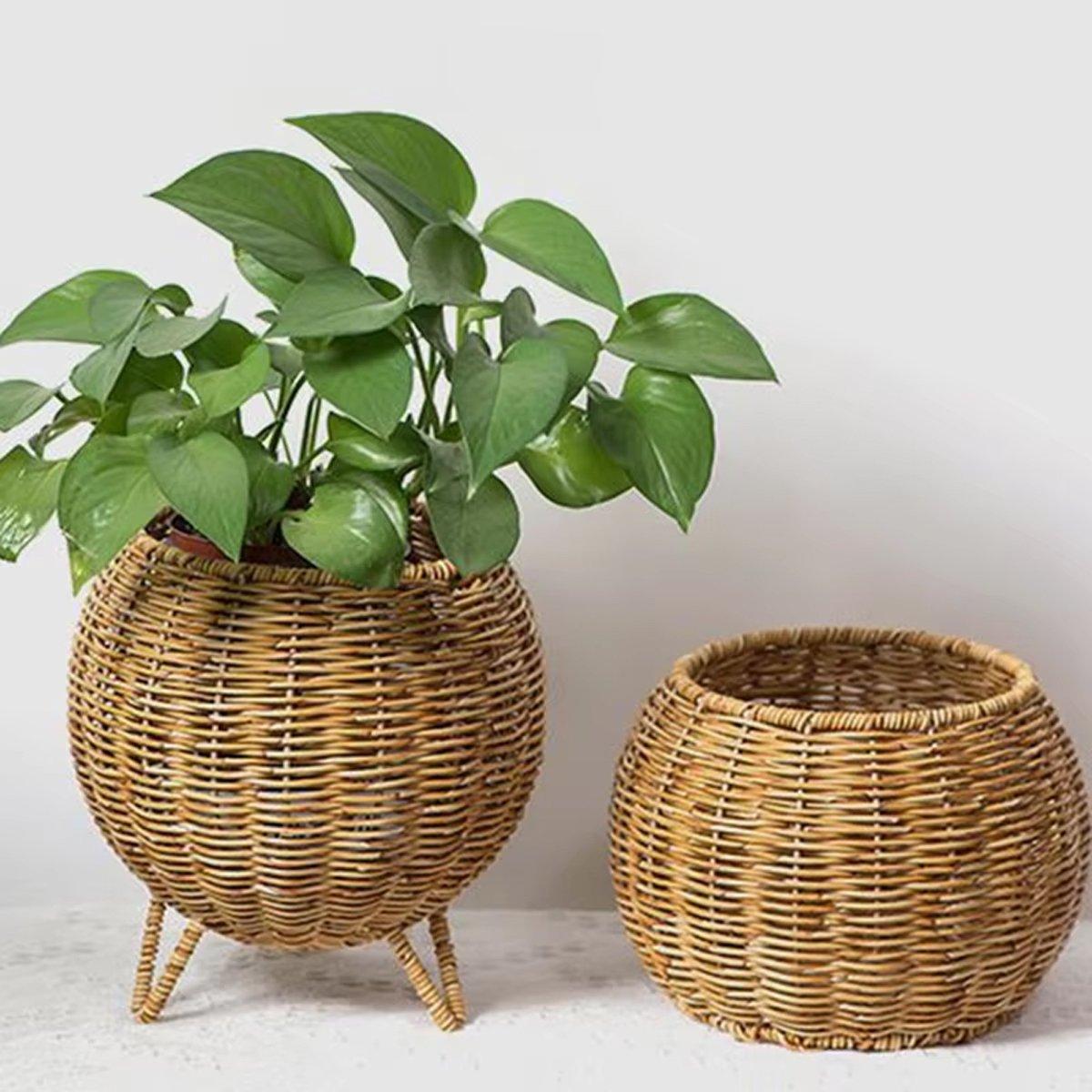 Lidded Rattan Style Basket With or Without Legs | StorageOZ